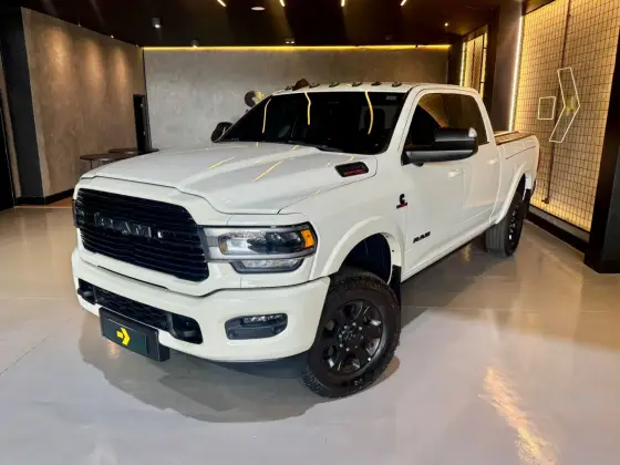 RAM 3500 6.7 I6 TURBO DIESEL LARAMIE NIGHT EDITION CD 4X4  AUTOMÁTICO