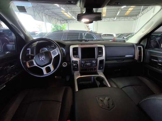 RAM-CLASSIC-5.7 V8 GASOLINA LARAMIE CD 4X4 AUTOMÁTICO RAM-CLASSIC-2023