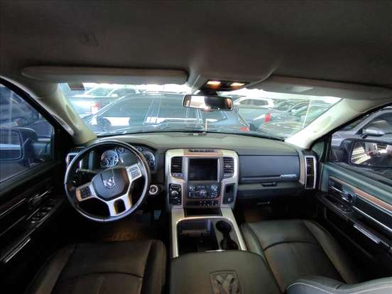 RAM-CLASSIC-5.7 V8 GASOLINA LARAMIE CD 4X4 AUTOMÁTICO RAM-CLASSIC-2023
