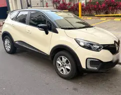 RENAULT CAPTUR 1.6 16V SCE FLEX LIFE X-TRONIC RENAULT CAPTUR 1.6 16V SCE FLEX LIFE X-TRONIC