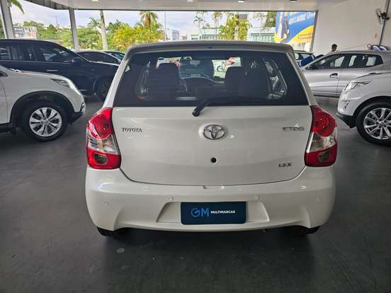 TOYOTA-ETIOS-1.3 X 16V FLEX 4P MANUAL TOYOTA-ETIOS-2016