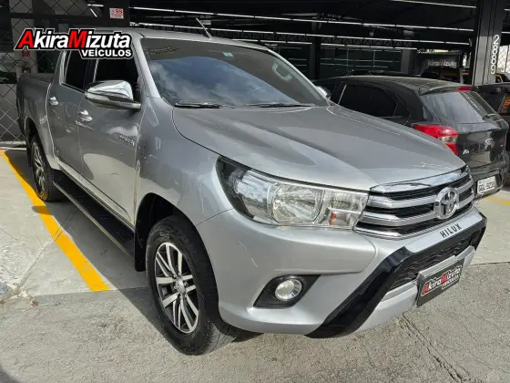 TOYOTA HILUX 2.8 SRV 4X4 CD 16V DIESEL 4P AUTOMÁTICO