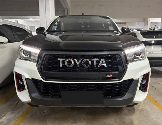 TOYOTA HILUX 4.0 V6 GR SPORT 4X4 CD GASOLINA AUTOMÁTICO
