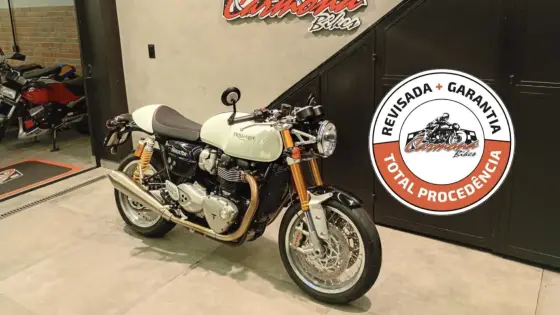 TRIUMPH THRUXTON R 