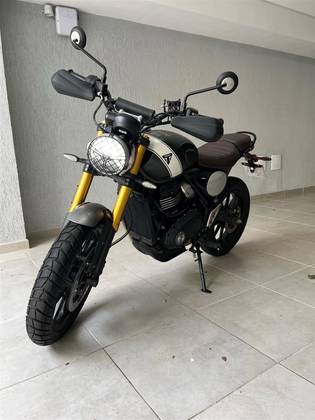 TRIUMPH SCRAMBLER 400 X 