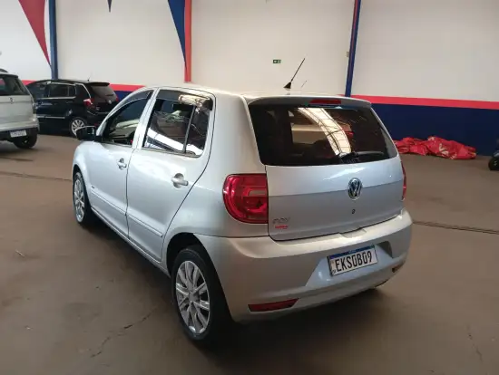 VOLKSWAGEN-FOX-1.0 MI 8V FLEX 4P MANUAL VOLKSWAGEN-FOX-2010