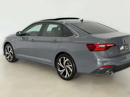 VOLKSWAGEN-JETTA-2024