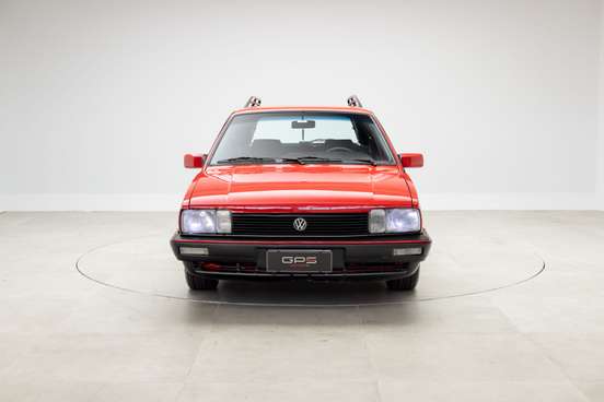 VOLKSWAGEN-QUANTUM-1990