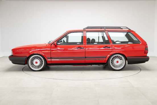 VOLKSWAGEN-QUANTUM-1990