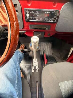 VOLKSWAGEN-FUSCA-1983