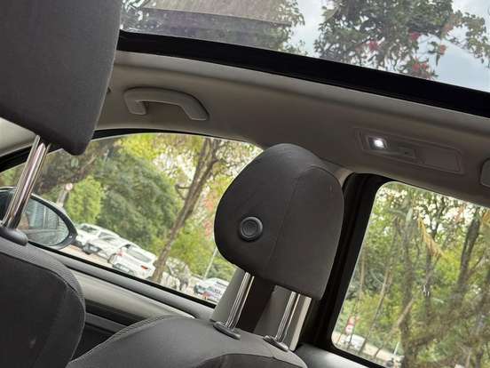 VOLKSWAGEN-GOLF-1.4 TSI VARIANT COMFORTLINE 16V GASOLINA 4P AUTOMÁTICO VOLKSWAGEN-GOLF-2015