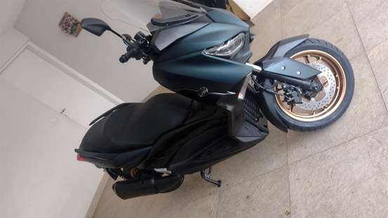 YAMAHA-XMAX ABS-2022