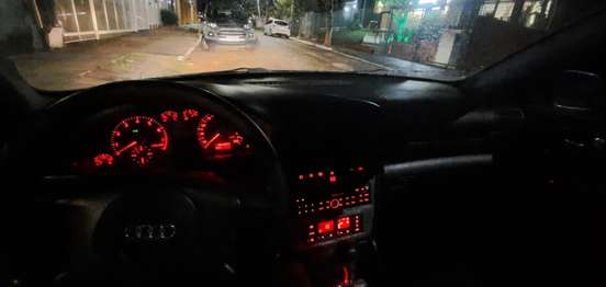 AUDI-A4-1999