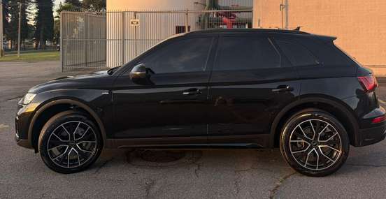 AUDI-Q5-2.0 45 TFSI GASOLINA S LINE BLACK QUATTRO S TRONIC AUDI-Q5-2023