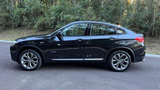 BMW-X4-2017