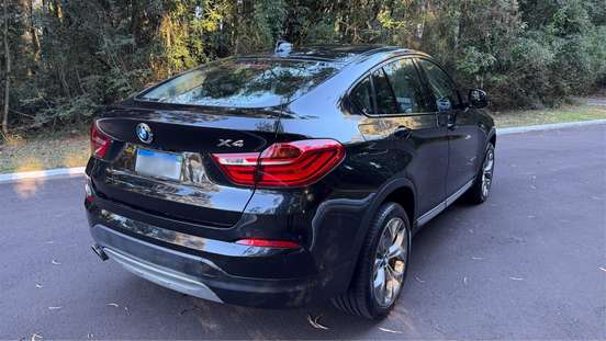 BMW-X4-2017