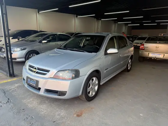 CHEVROLET ASTRA 2.0 MPFI ADVANTAGE 8V FLEX 4P AUTOMÁTICO