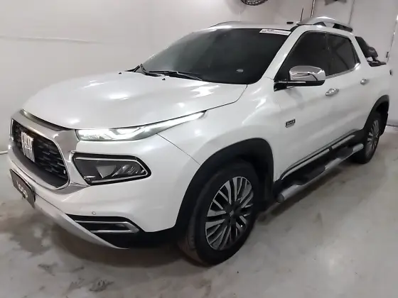 FIAT TORO 2.0 16V TURBO DIESEL RANCH 4WD AT9