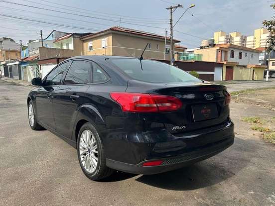 FORD-FOCUS-2.0 SE FASTBACK 16V FLEX 4P POWERSHIFT FORD-FOCUS-2018