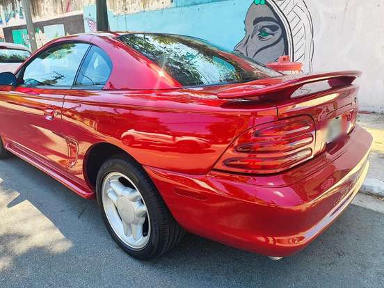 FORD-MUSTANG-1995