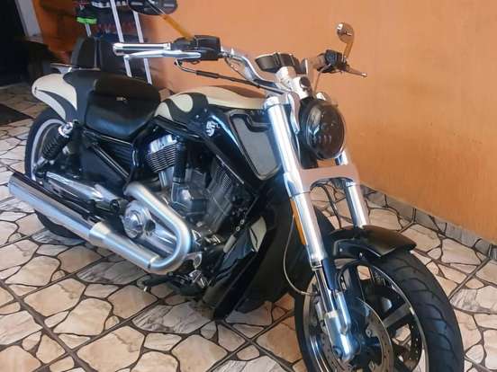 HARLEY-DAVIDSON-V-ROD MUSCLE HARLEY-DAVIDSON-V-ROD MUSCLE-2015