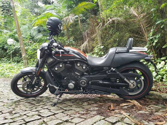HARLEY-DAVIDSON V ROD NIGHT ROD ESPECIAL 