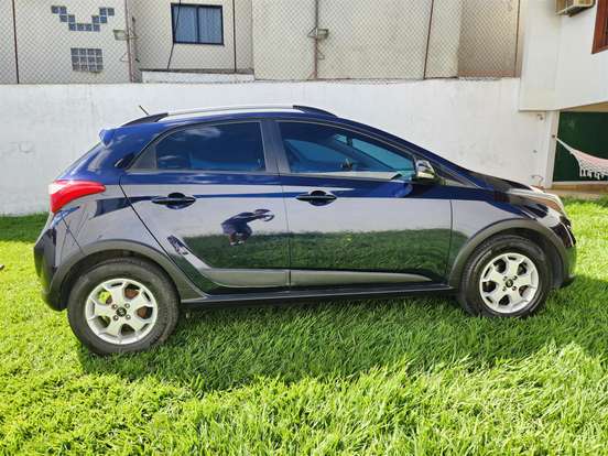 HYUNDAI-HB20X-1.6 16V STYLE FLEX 4P MANUAL HYUNDAI-HB20X-2013