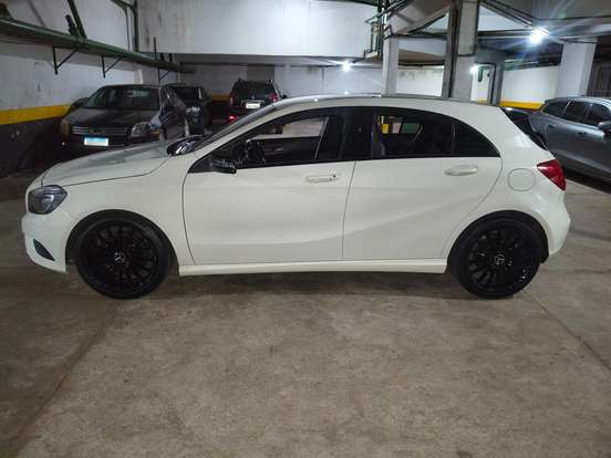 MERCEDES-BENZ-CLASSE A-1.6 200 TURBO STYLE GASOLINA 4P AUTOMATIZADO MERCEDES-BENZ-CLASSE A-2013