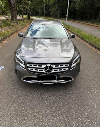 MERCEDES-BENZ-GLA 200-2019