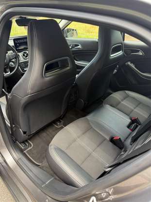 MERCEDES-BENZ-GLA 200-2019
