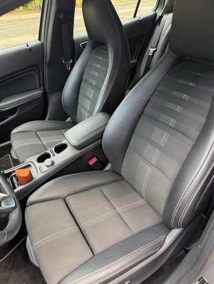 MERCEDES-BENZ-GLA 200-2019