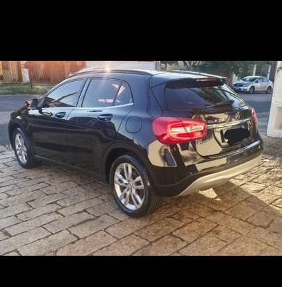 MERCEDES-BENZ-GLA 200-2017