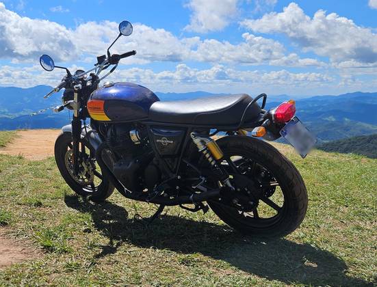 ROYAL ENFIELD INTERCEPTOR 