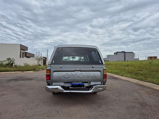 TOYOTA-HILUX-2.4 4X2 CD 8V DIESEL 4P MANUAL TOYOTA-HILUX-1993