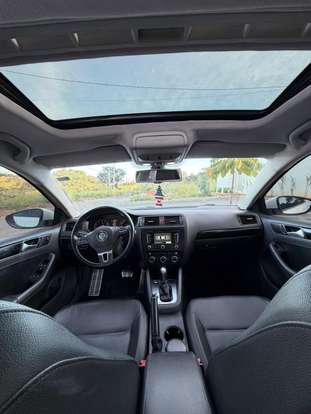 VOLKSWAGEN-JETTA-2013