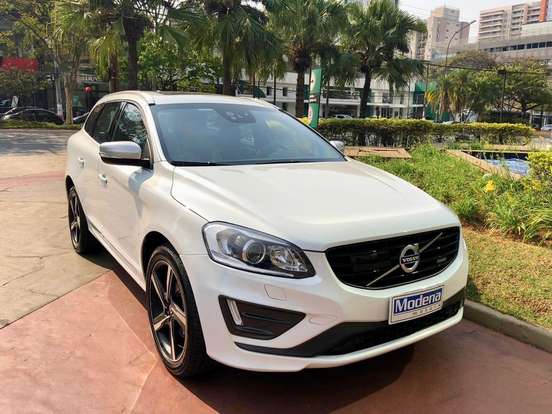 VOLVO-XC60-2014