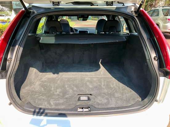 VOLVO-XC60-2014