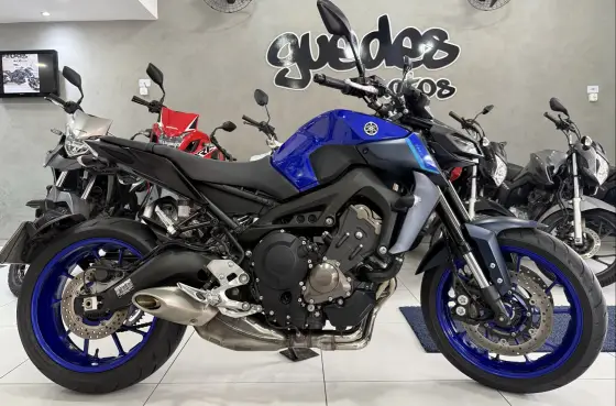 YAMAHA MT-09 YAMAHA MT-09