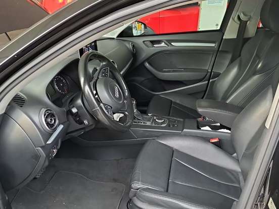 AUDI-A3-1.8 TFSI SEDAN AMBITION 16V 180CV GASOLINA 4P AUTOMÁTICO AUDI-A3-2015