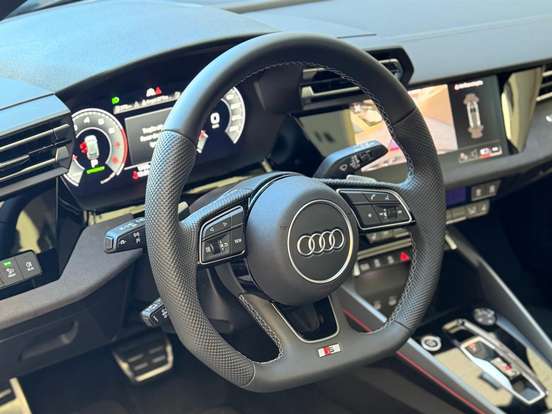 AUDI-A3-2.0 40 TFSI GASOLINA SPORTBACK PERFORMANCE BLACK S-TRONIC AUDI-A3-2025