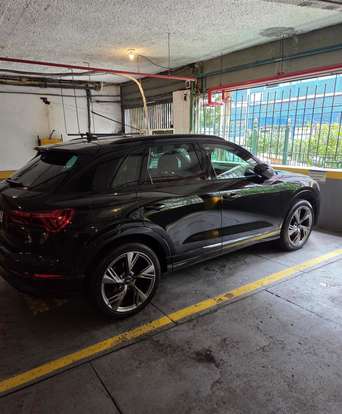 AUDI-Q3-2020