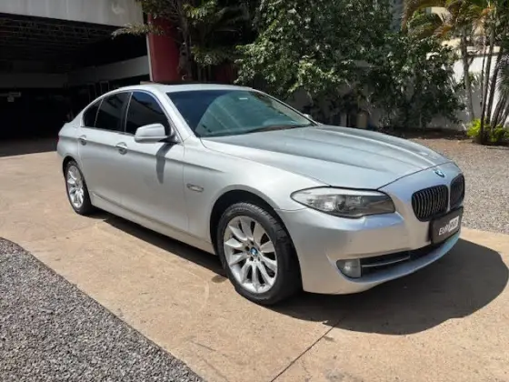 BMW 535i 3.0 SEDAN 6 CILINDROS 24V TURBO GASOLINA 4P AUTOMÁTICO