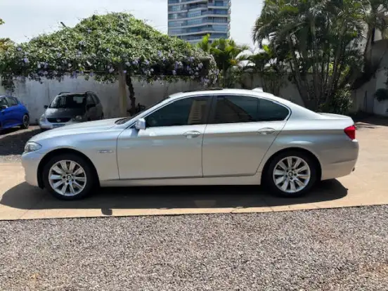 BMW-535i-3.0 SEDAN 6 CILINDROS 24V TURBO GASOLINA 4P AUTOMÁTICO BMW-535i-2010