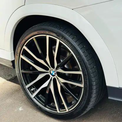 BMW-X6-2022