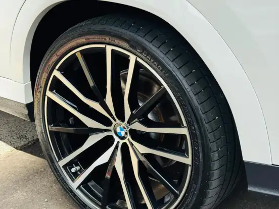 BMW-X6-3.0 TWINPOWER GASOLINA XDRIVE40I M SPORT AUTOMÁTICO BMW-X6-2022
