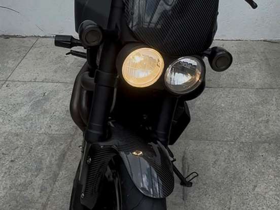 BUELL-LIGHTNING XB12S BUELL-LIGHTNING XB12S-2006