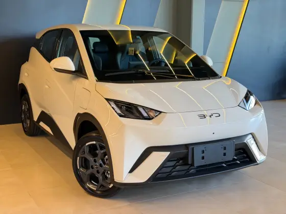 BYD DOLPHIN MINI 38 KW ELÉTRICO 5L