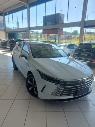 BYD KING 1.5 DM-I PHEV GS AUTOMÁTICO