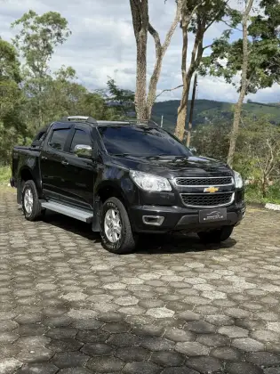 CHEVROLET S10 2.4 LT 4X2 CD 8V FLEX 4P MANUAL CHEVROLET S10 2.4 LT 4X2 CD 8V FLEX 4P MANUAL