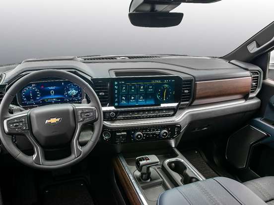 CHEVROLET-SILVERADO-5.3 V8 GASOLINA 1500 HIGH COUNTRY 4X4 AUTOMÁTICO CHEVROLET-SILVERADO-2025